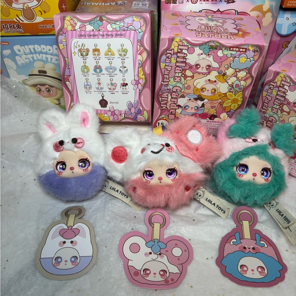 Get THREE Liila’s Garden Tea Party Plush Keychains! 🩷🩵💜